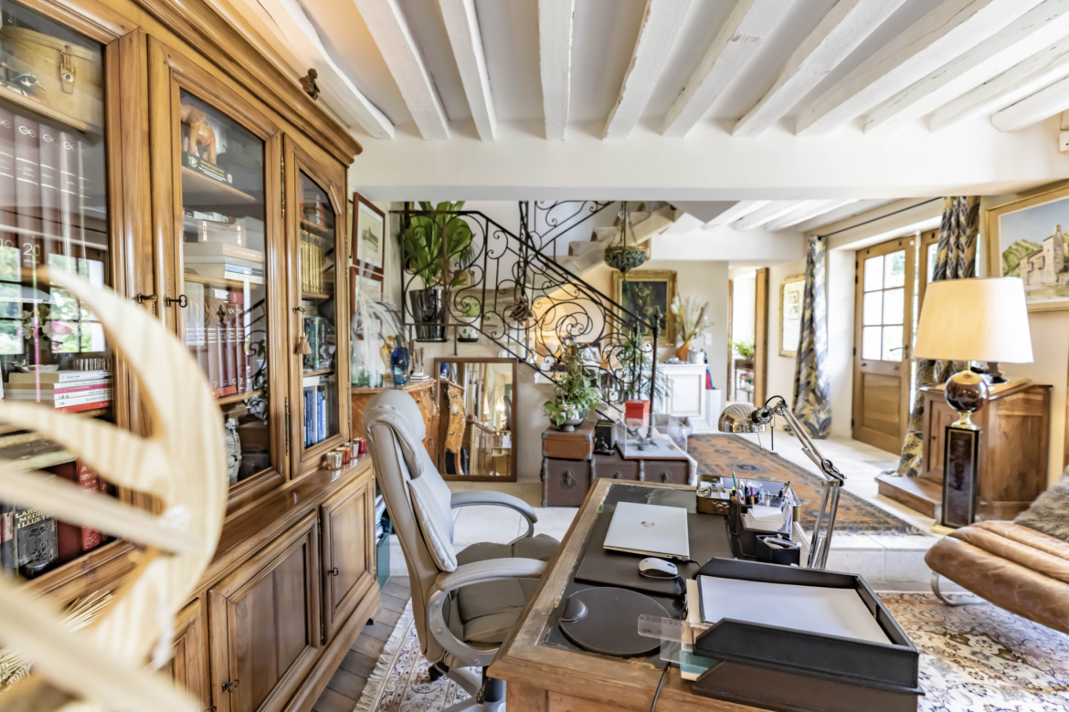 photo_ad68a6089d3641671813dffdb6c673e1