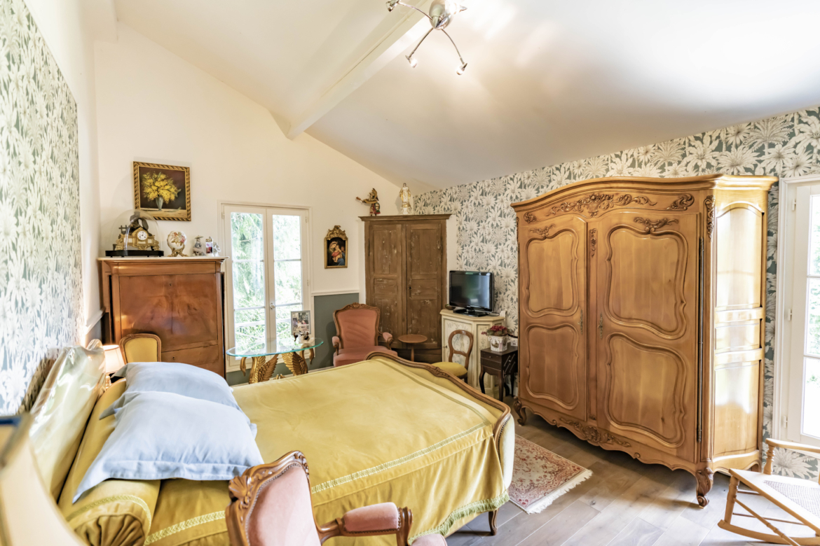 photo_ce534c8d239010670dfbd981b0bd25bf