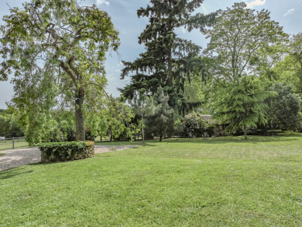 photo_e2b909451586243632b01eb48be3caf5 photo_e2b909451586243632b01eb48be3caf5