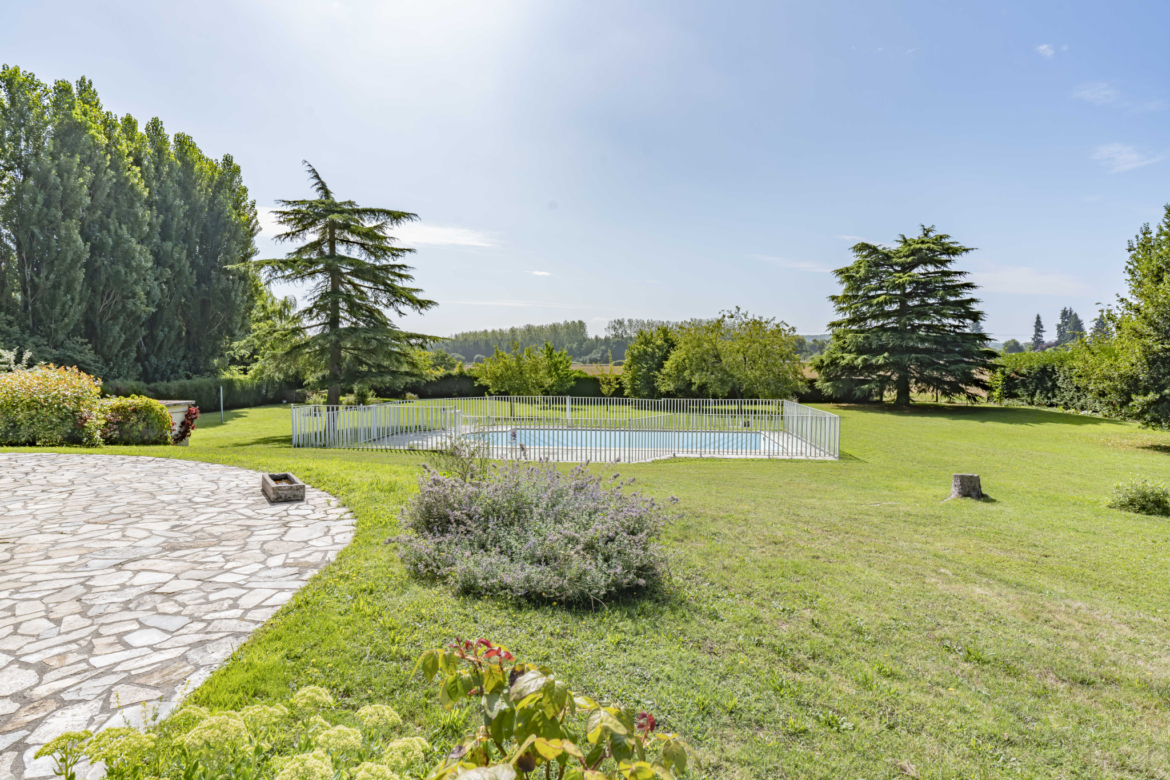 photo_c29045680743351dd69c2ed32b3cbeca