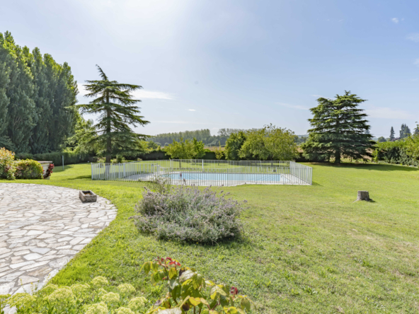 photo_c29045680743351dd69c2ed32b3cbeca