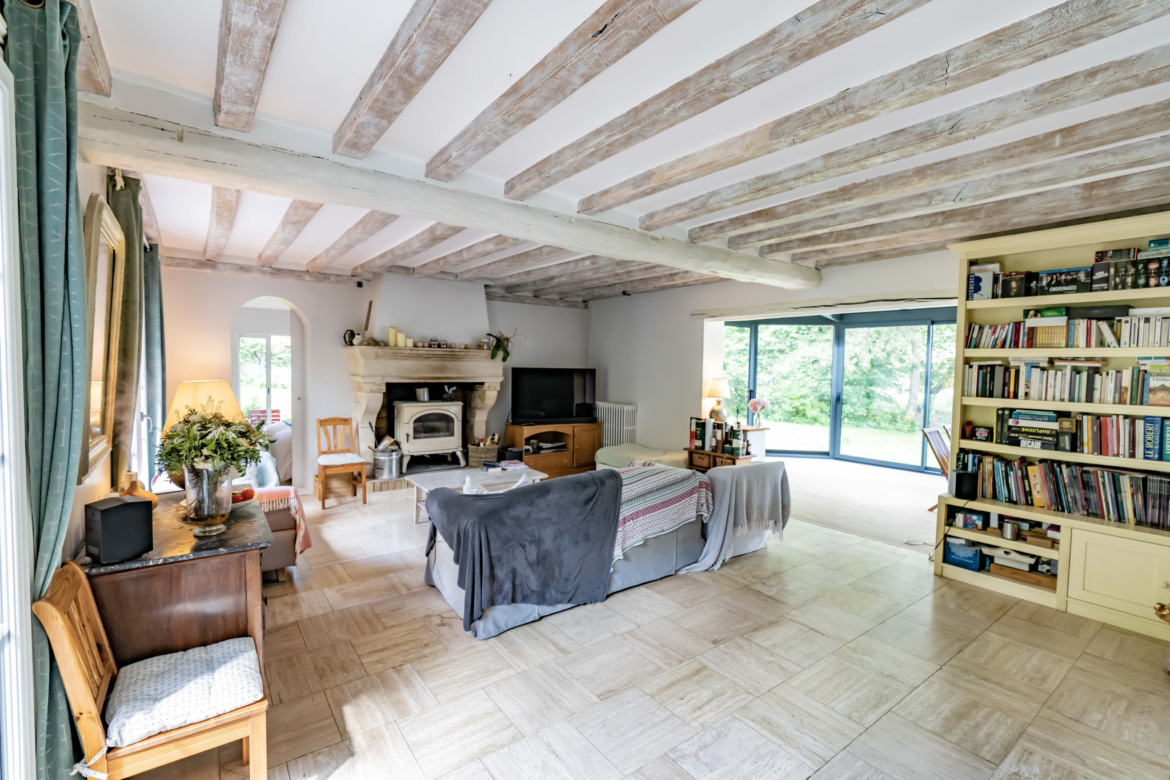 photo_d6ba582a9e3247b3ea43ecb2bfa4c77b