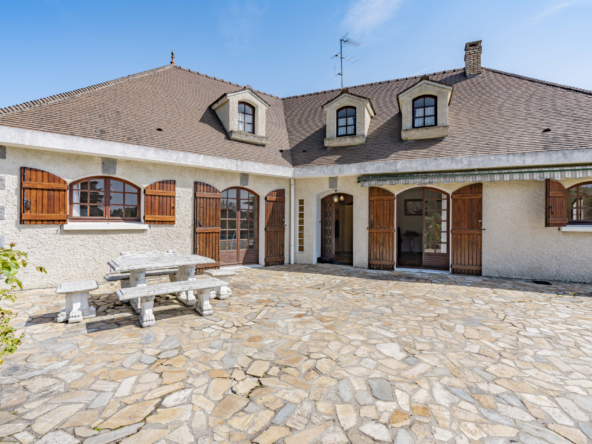 photo_dff69e458cb0c5be409cc8a85f981bf6