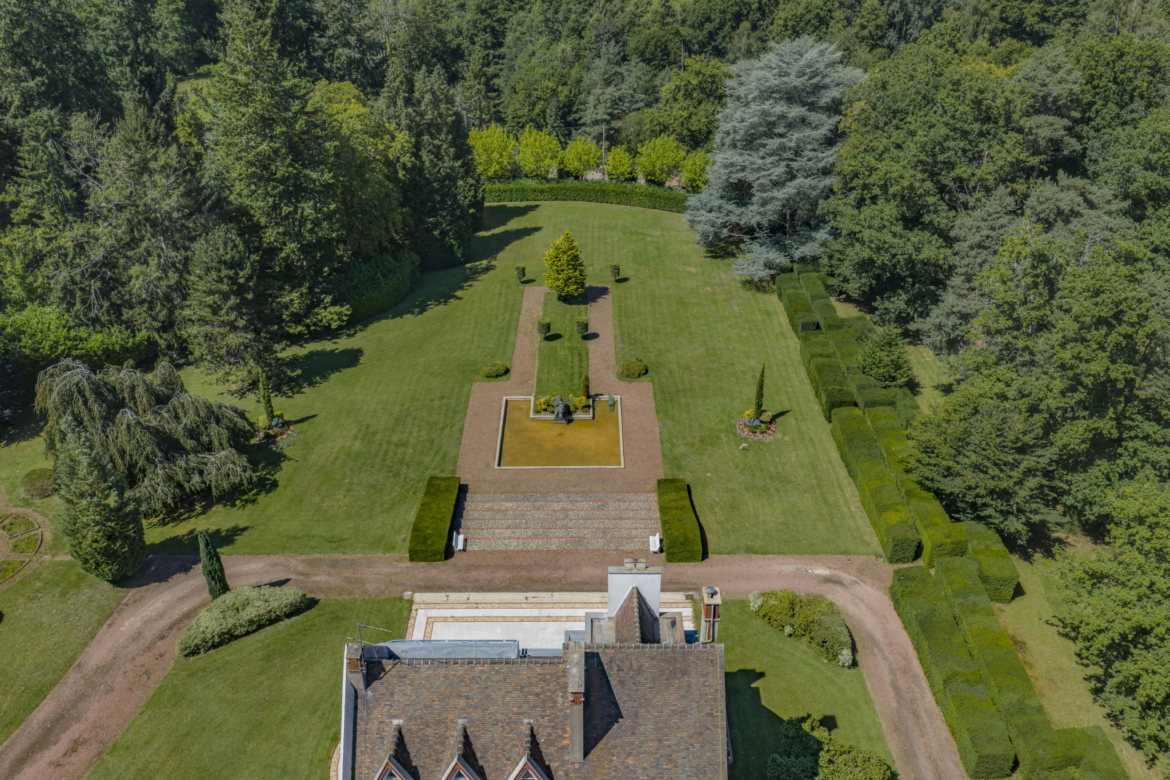 photo_db58c5ae4ec0a82df1c8fd033ce83242