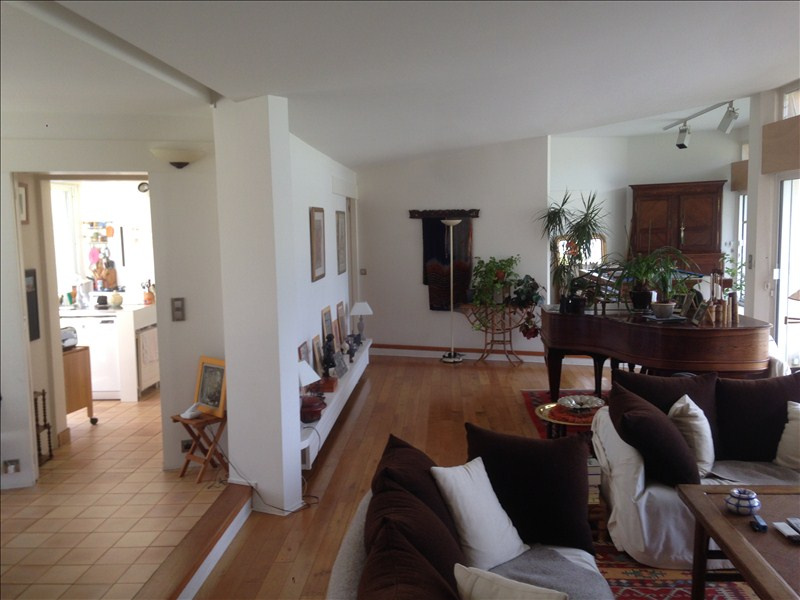 816a01d3cb969d76a3a68dd5faa09646