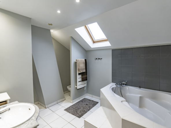 photo_2c04ee8a1a4a4d65a6f40043d7be73c0