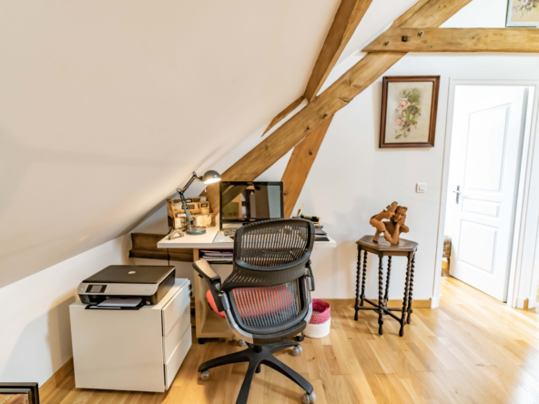 photo_37c81cf5bd89f657355693b025c5c5a9