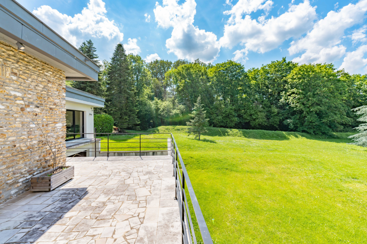 photo_3fe1b518435c2c83531bfd9279002962