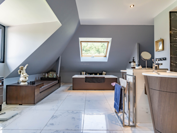 photo_6e2aa04865a6356a614c597a16a24bef