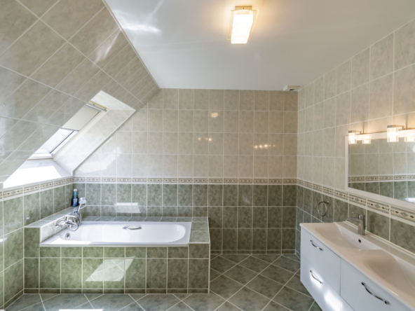 photo_74834fb1a2ad0a5f4247d131711f9f31