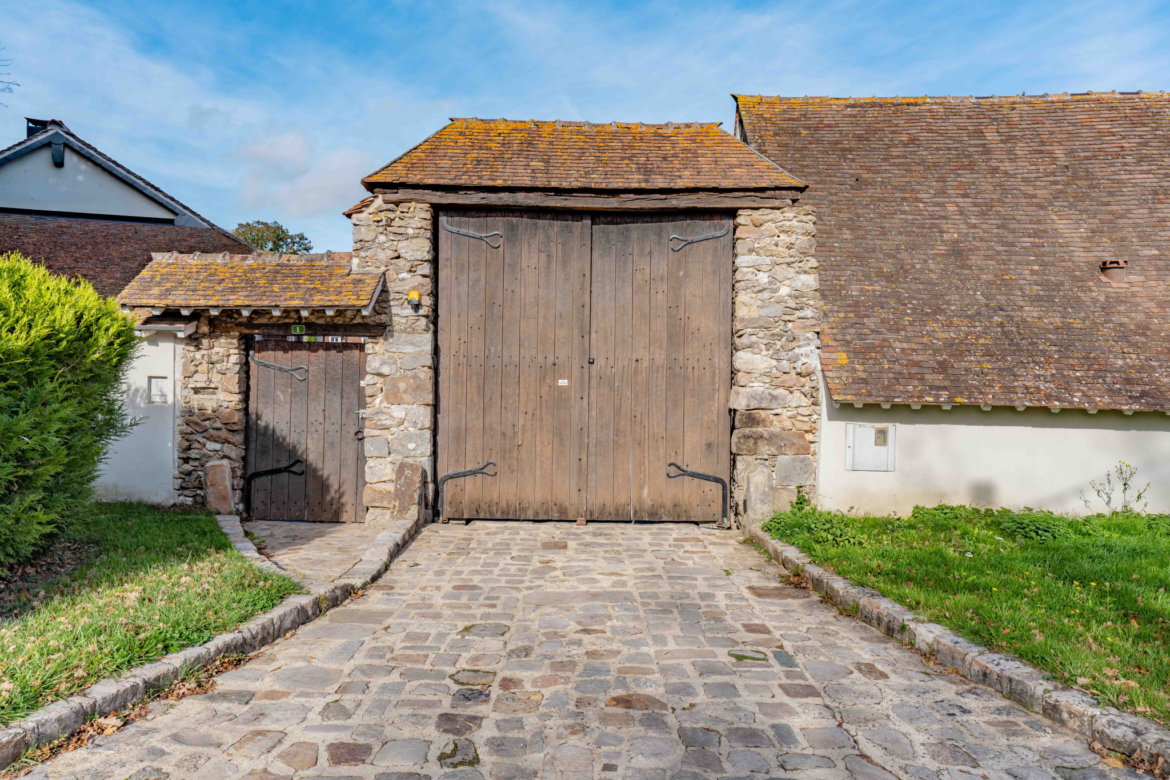 photo_e4031e6bf0b9a551182bc080373ddb41