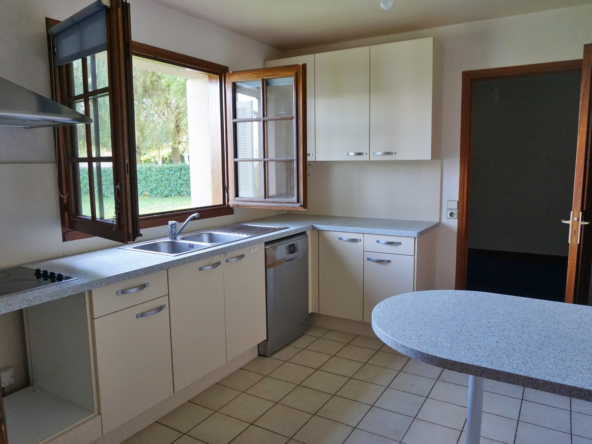 2164d18483990fd91c3b6b2279c64fde