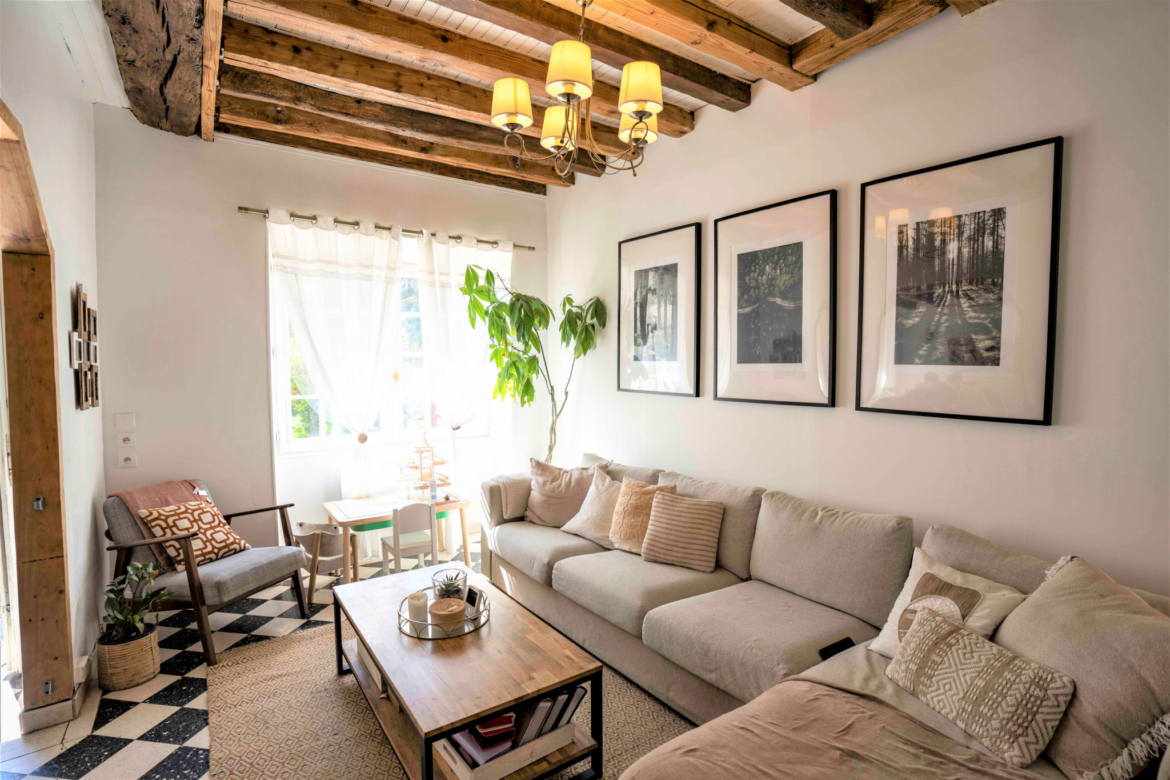 photo_0019f0fa56872caee2ca88476498c53a