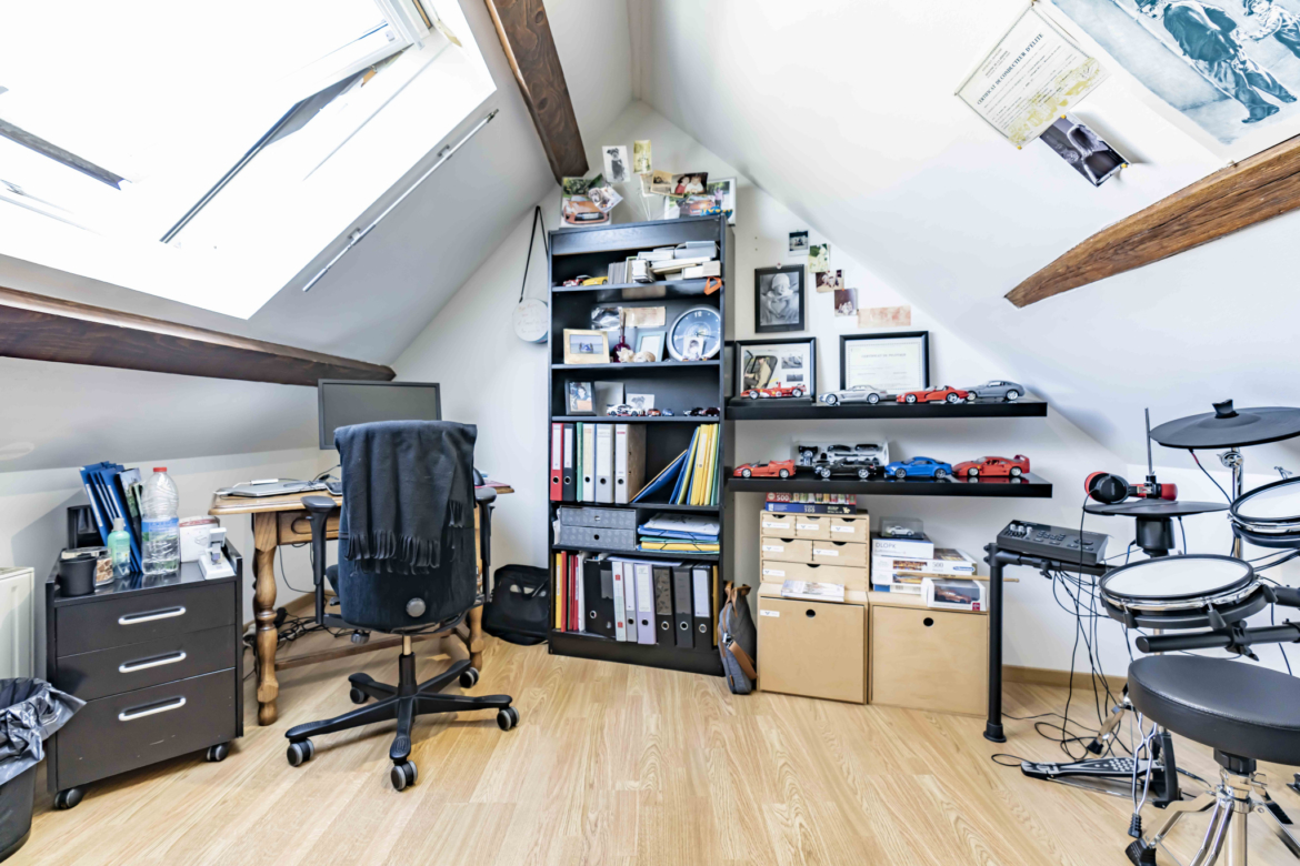 photo_02d2495f9e08c7a3649a0d0e4a05ac00