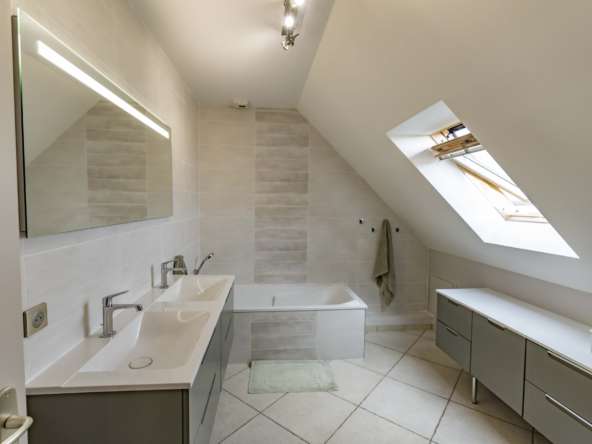 photo_08b69acc3ec645474ca4b1b4d8778deb