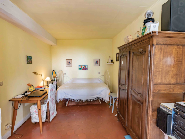 photo_1d1bb79d87674bf24193e51aa716102c