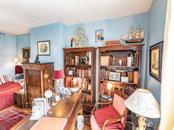 photo_1e5f7eededa2c8f9d7940c4d4a4a6174