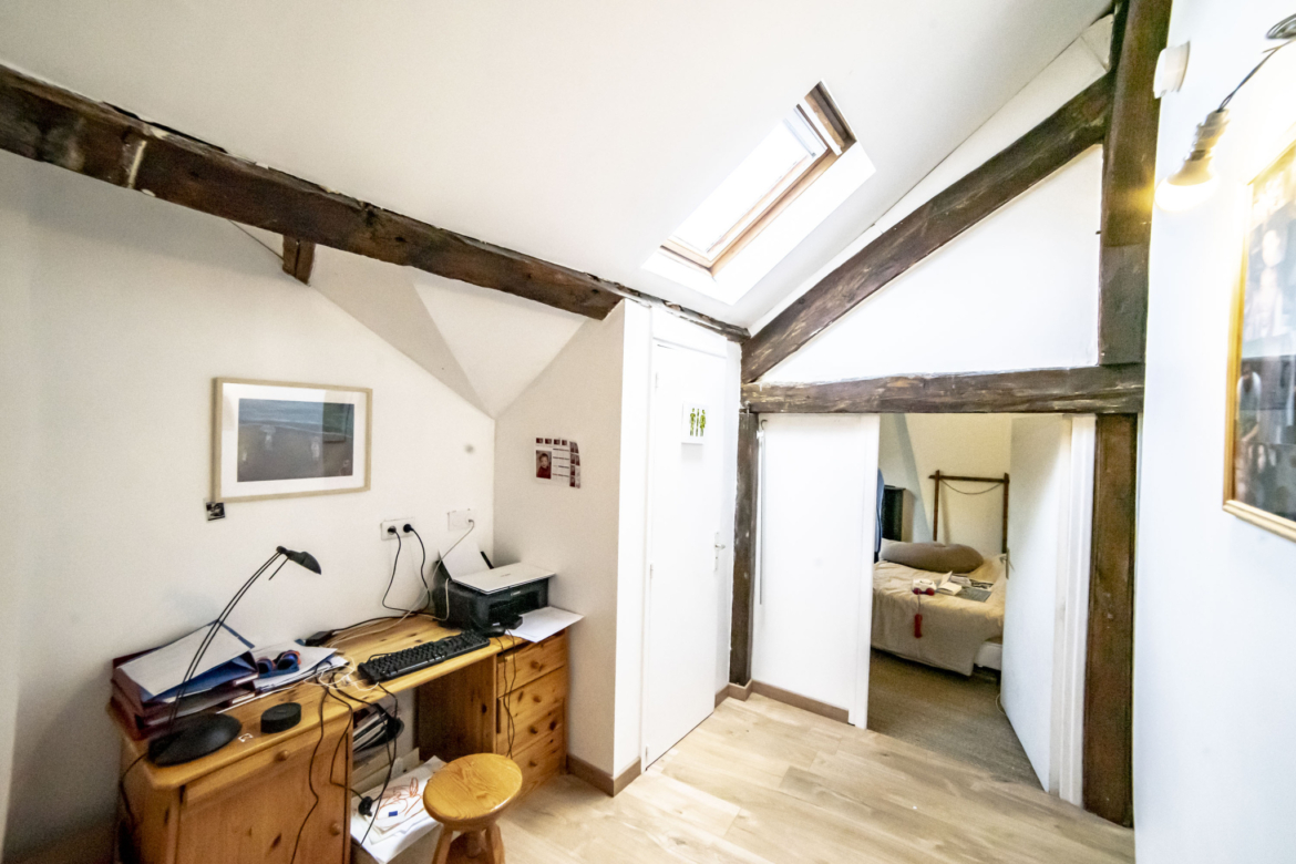 photo_276c93514cc8a7d841a0c1e841be3761