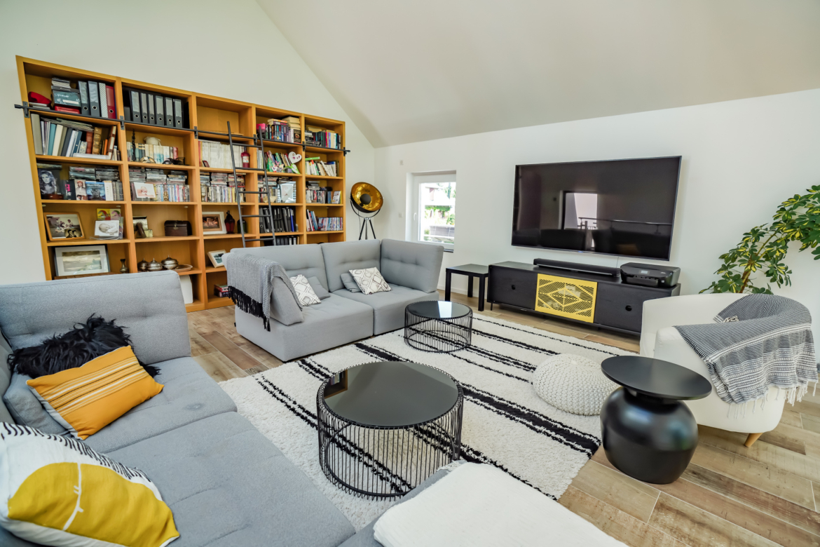 photo_2f080913d93b43288af3eb15221c0248