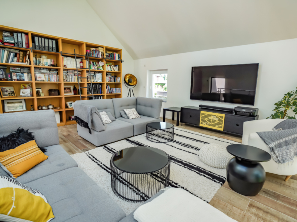 photo_2f080913d93b43288af3eb15221c0248