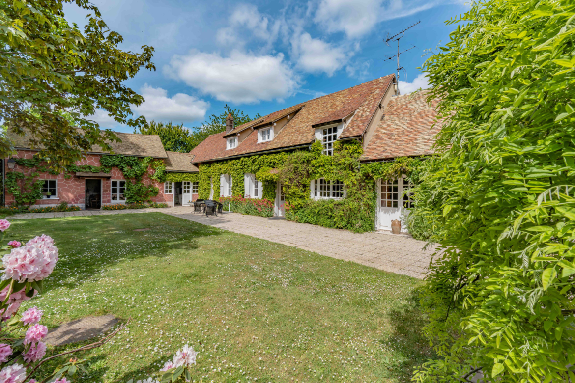 photo_45027131fff542071d3b797957fc5a49