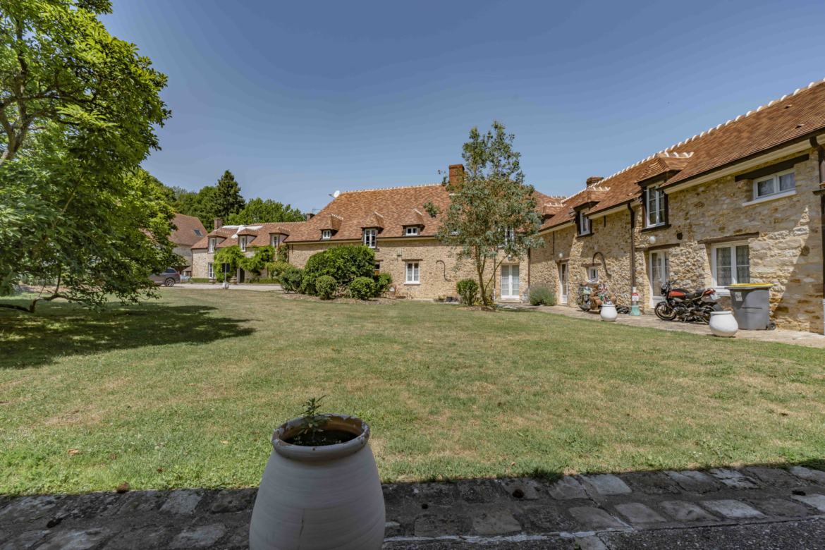 photo_45b0a5cc8b5bdacf77c9fa708a02f6b0