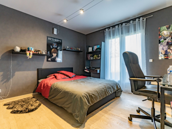 photo_497ef64677206892cff738230ef6f63a