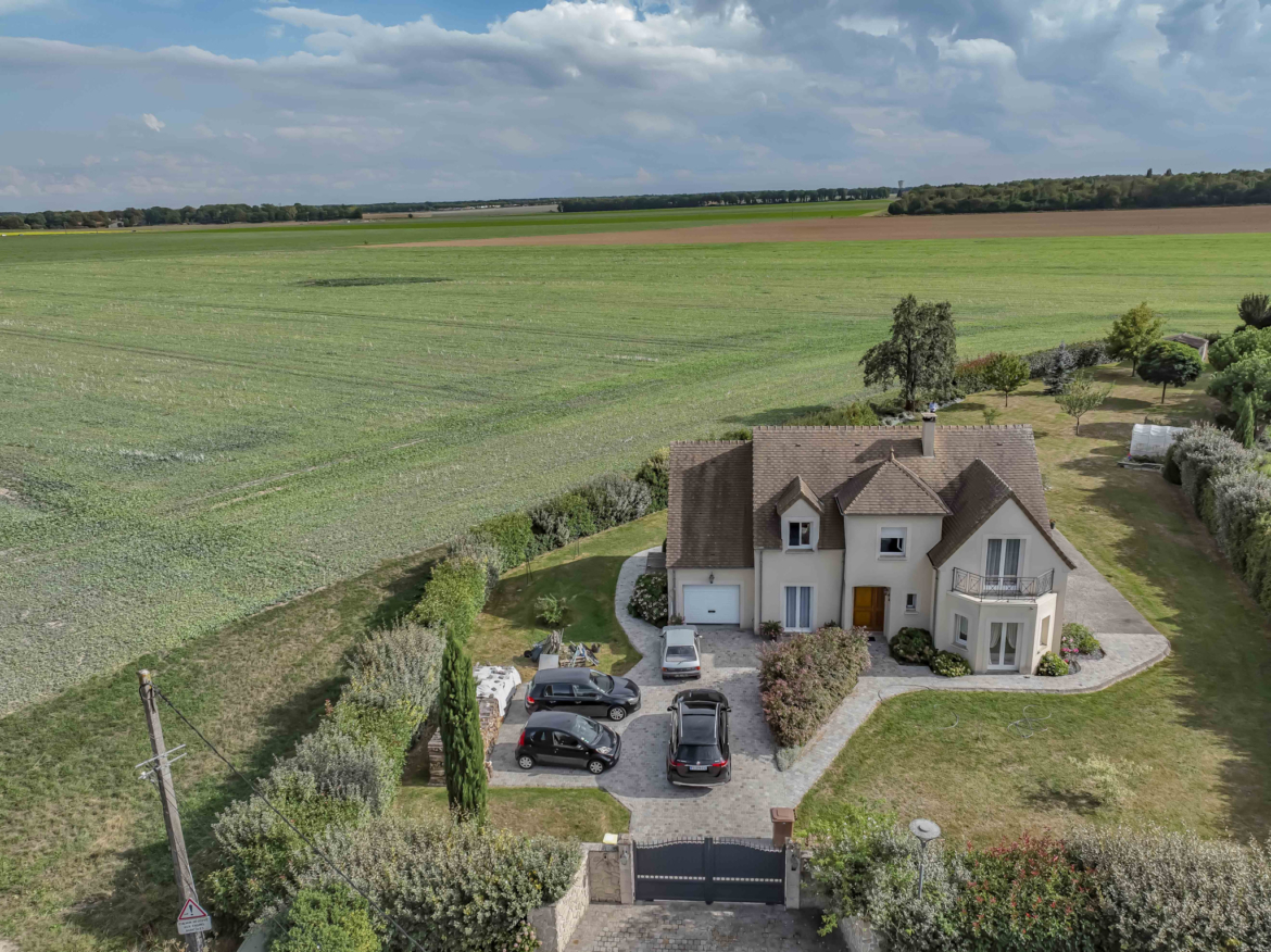 photo_4a4c57c77f2b8fabd7f33d1ff1f5ced6