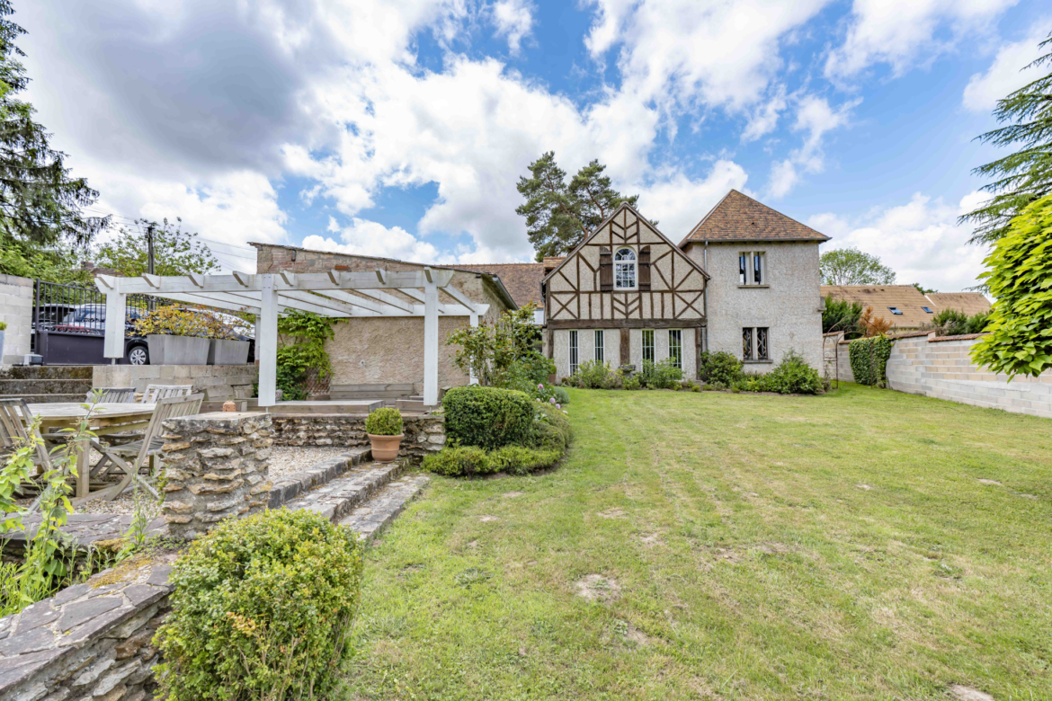 photo_508a05238949ca348810fcc6786c33e6