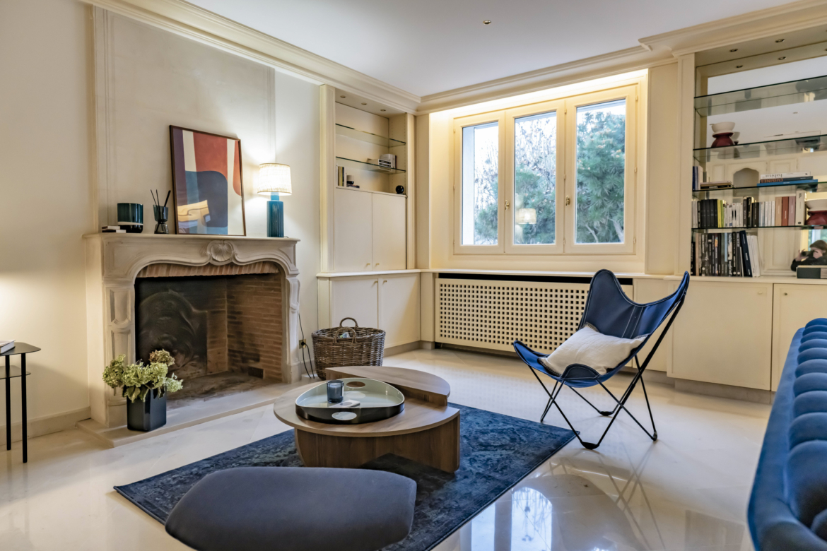 photo_53c7c2b5c977f8b43a81b084ae921a3d