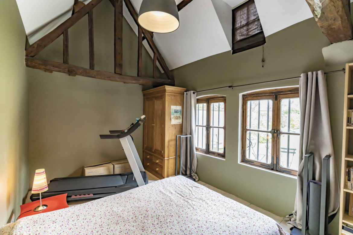 photo_55d8d667441ae3e4ad28135dda4b6493