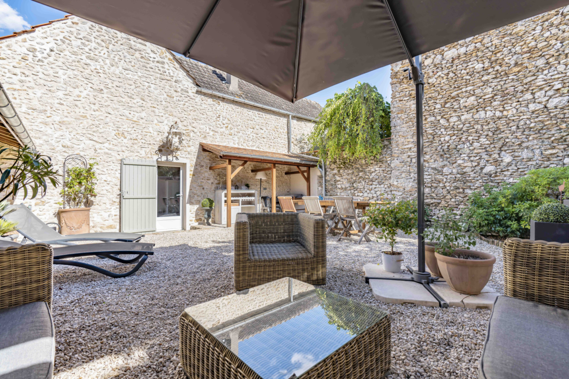 photo_5aa565cd28f7e1aceb3b092f0ffb253f