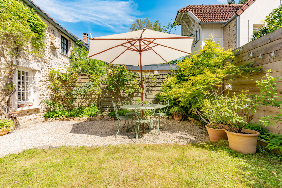 photo_5f111ed8b2dbcd47addeef4c23354be8