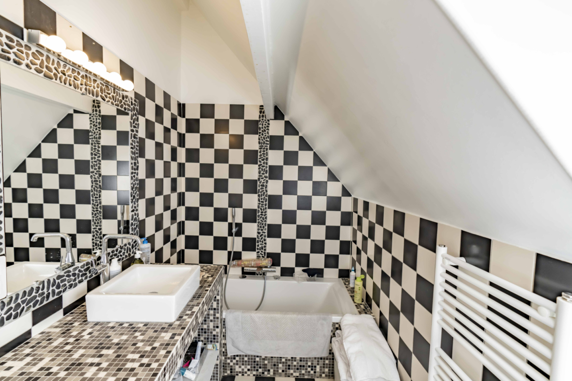 photo_609daafb6e10f629225850871bff6872