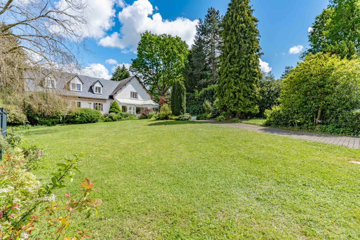 photo_70e77c4db76638d41aefd52643474da6