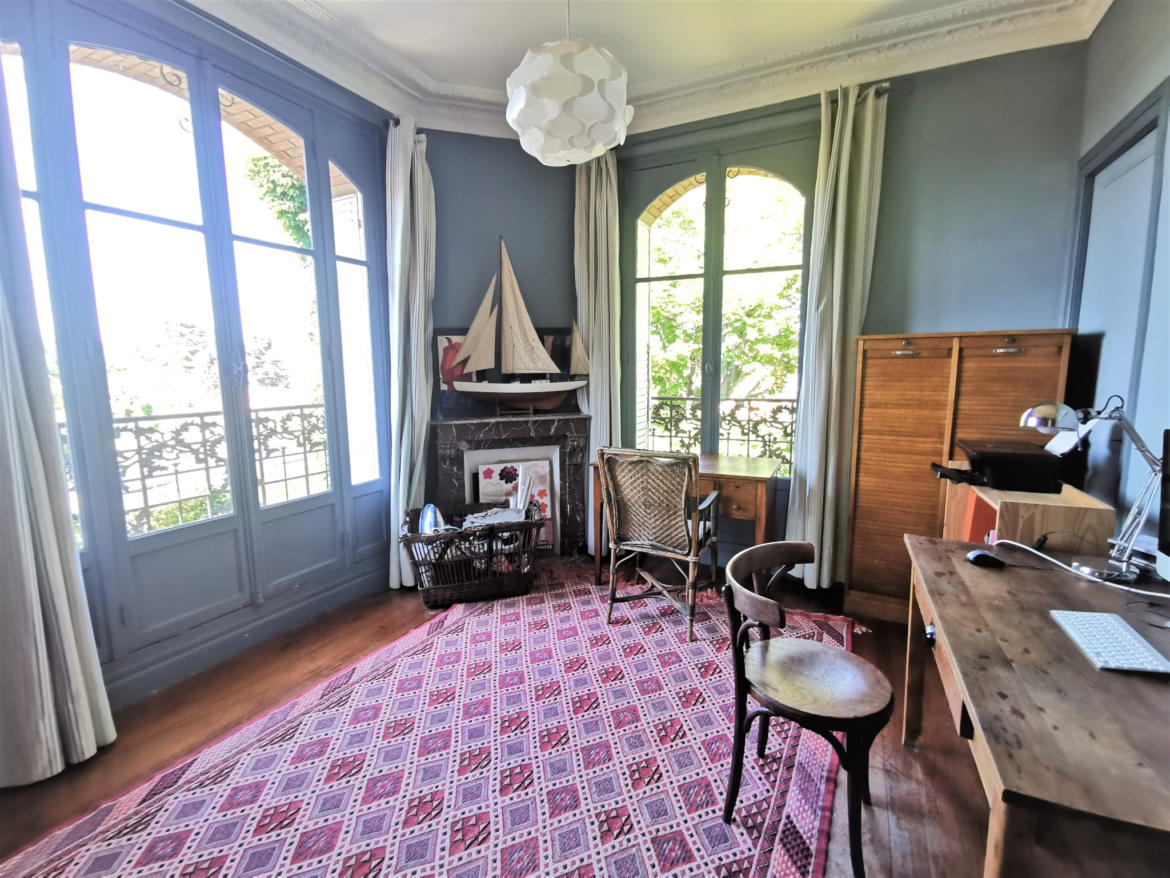 photo_76537d49371e1ebf25f2b32495ade66b