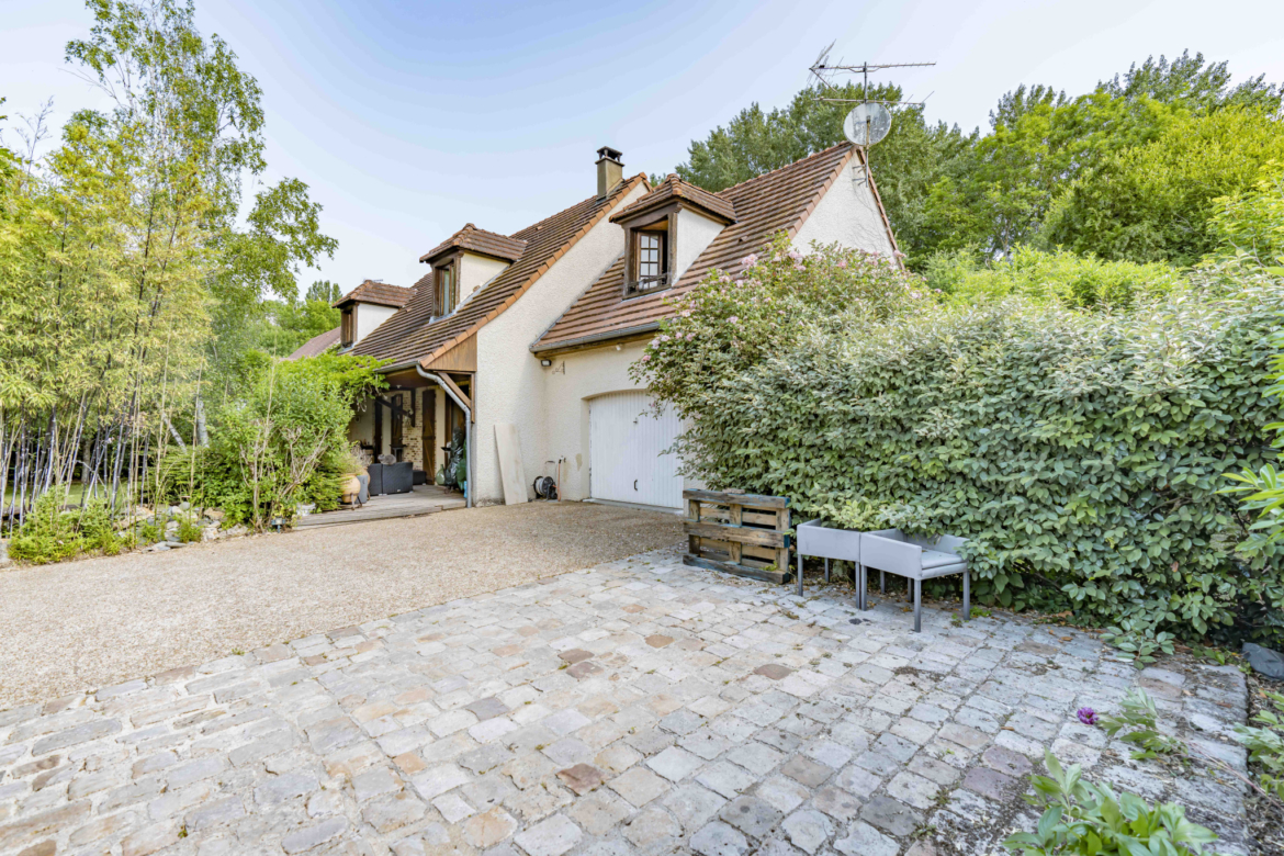 photo_77696ca8d9addd2aa5fe00ff78b28b2c