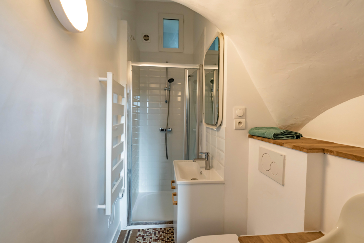 photo_77ecaec5156bac158c0712da9a70a928_Inc_0