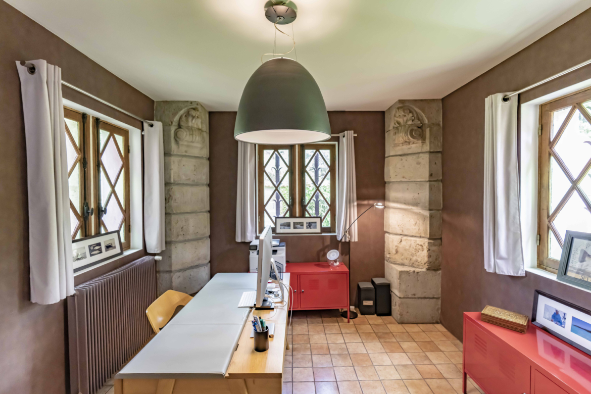 photo_8f3ae3933e0642b979f72f6a0154ca4d