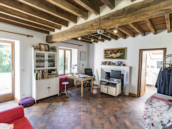 photo_a41ce69db824ab666209f8a68fa61b14