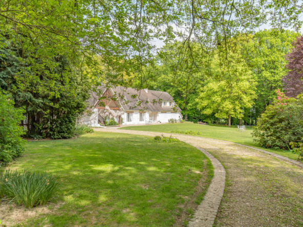 photo_a79550728a4f066352c349c09e36dbba