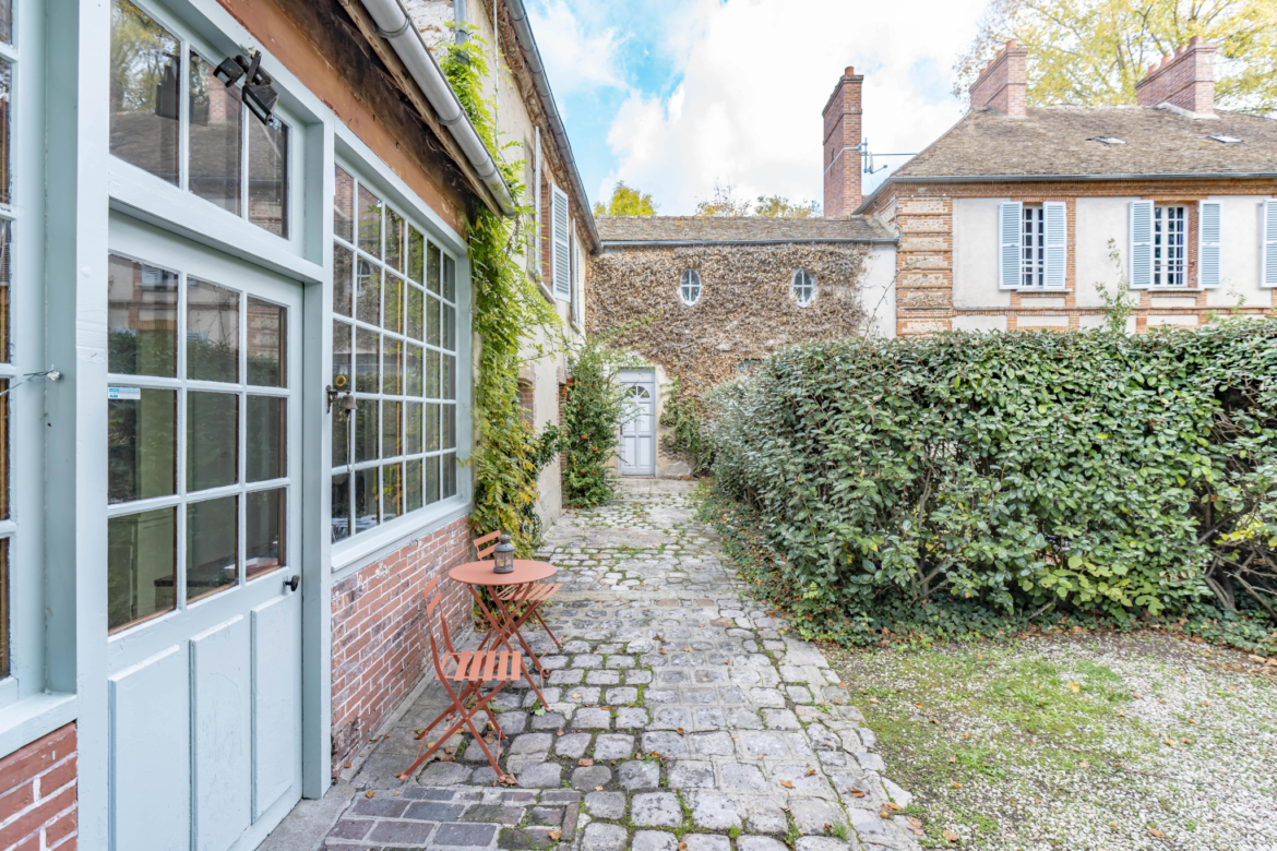 photo_ac7912080cf9228201d94454a03bd473