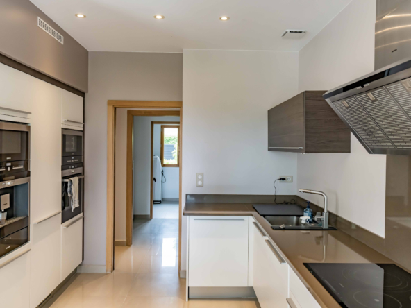 photo_b74c7651913e712471abf2b6e8306d30