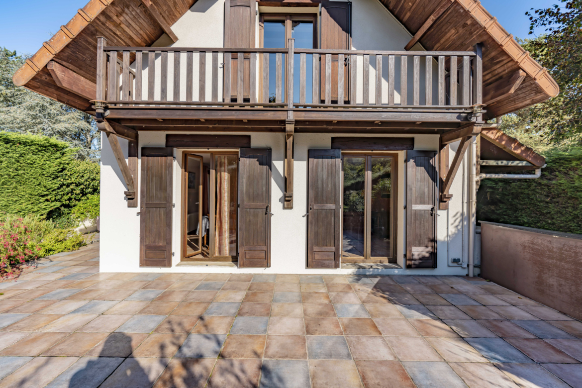 photo_ccedb15922df25821a25fc6fa1a228a8