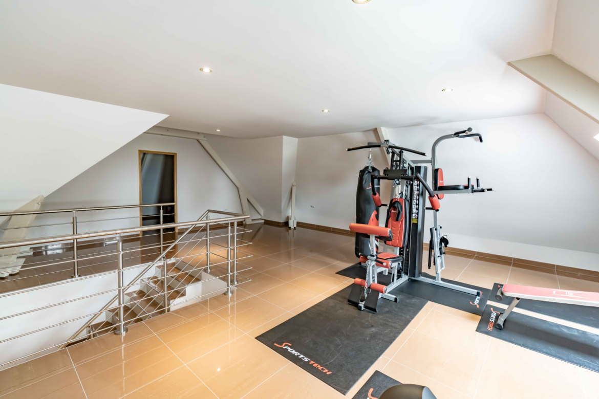 photo_cf88ae71fd017b72cd1d00f26c51392a