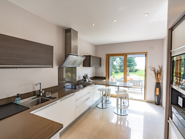 photo_d922b568c3202c41678188f0560043cb