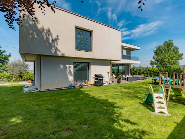 photo_e0c74399434ec15368f84647ad3dc0a9