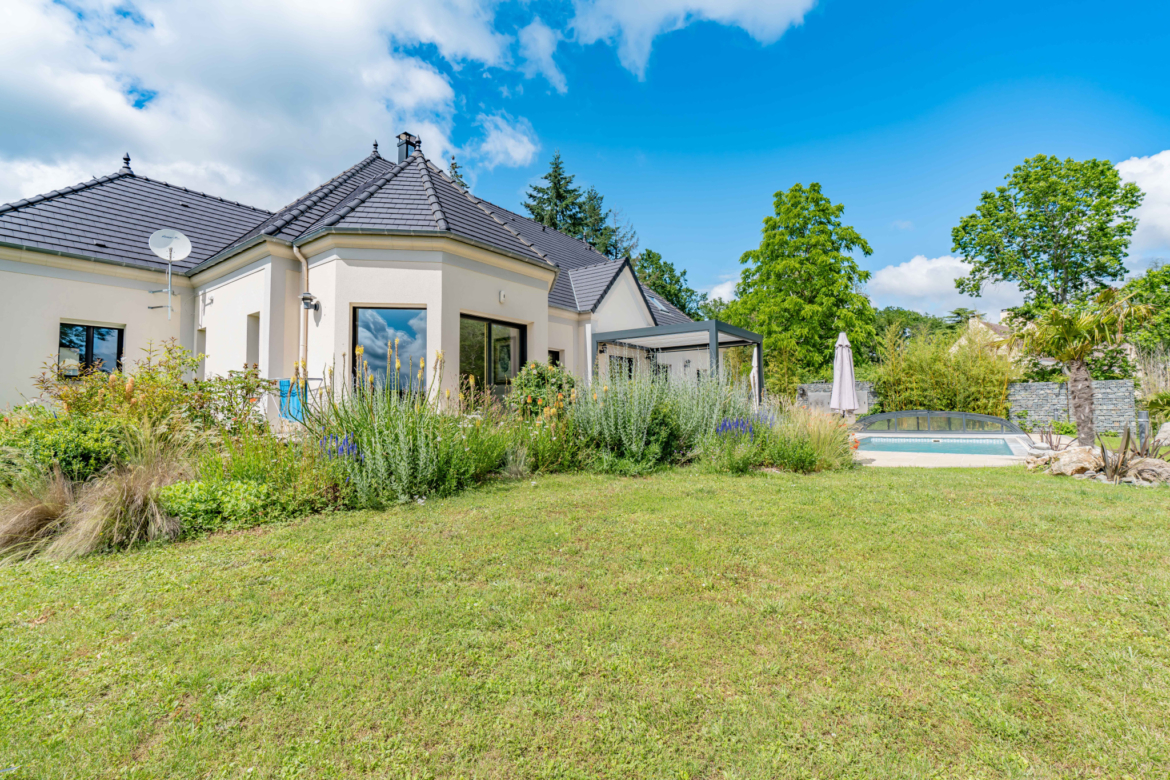 photo_f14bd26294736b7e8d2e926c950fa207