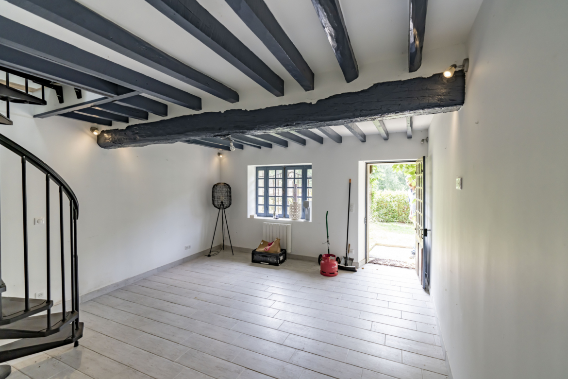 photo_16736aba2a7a2269dbf76d73b725ce86