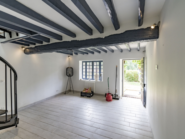 photo_16736aba2a7a2269dbf76d73b725ce86